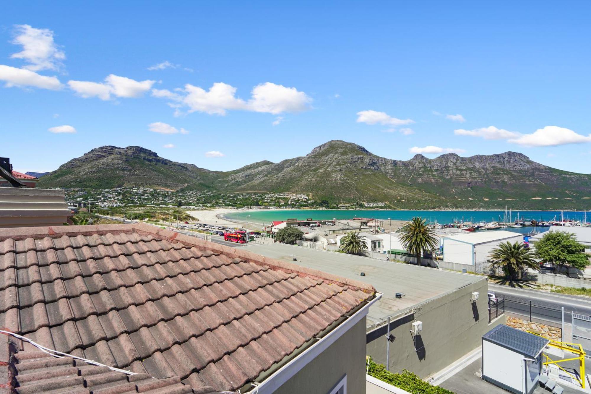 Beachfront Hout Bay *