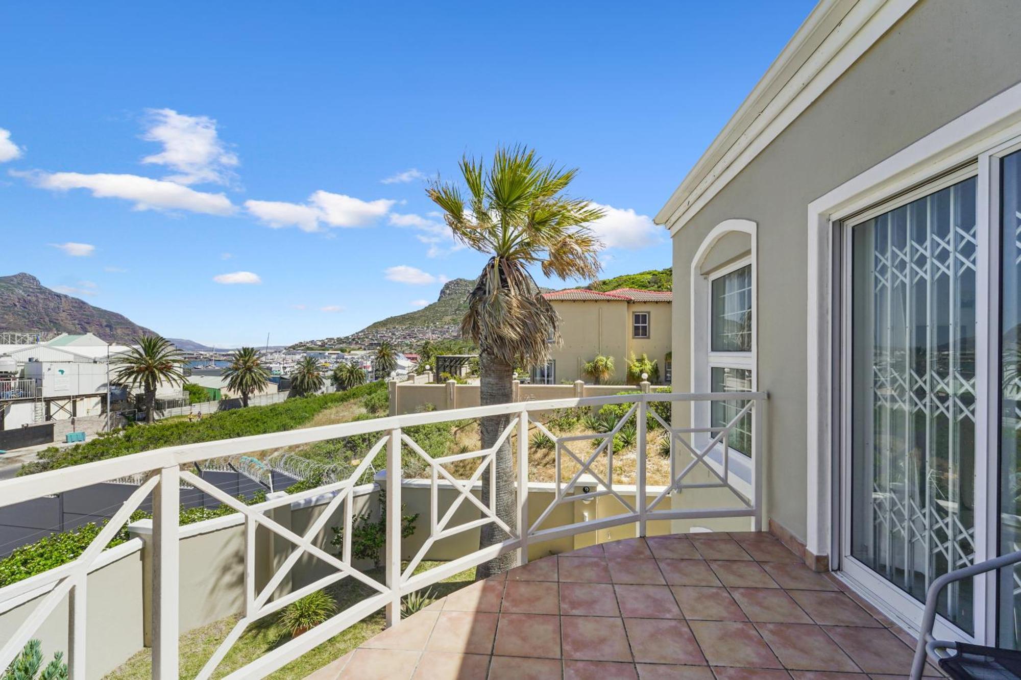 Bed & Breakfast Beachfront Hout Bay Cape Town